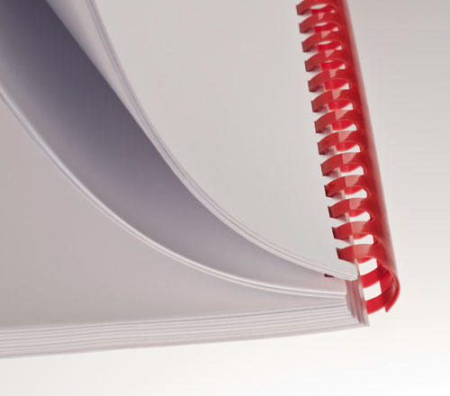 plasticcomb_red_3.jpg